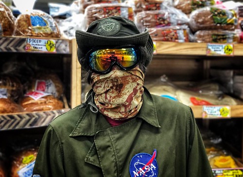 COVID-19 shopper at Trader Joe’s