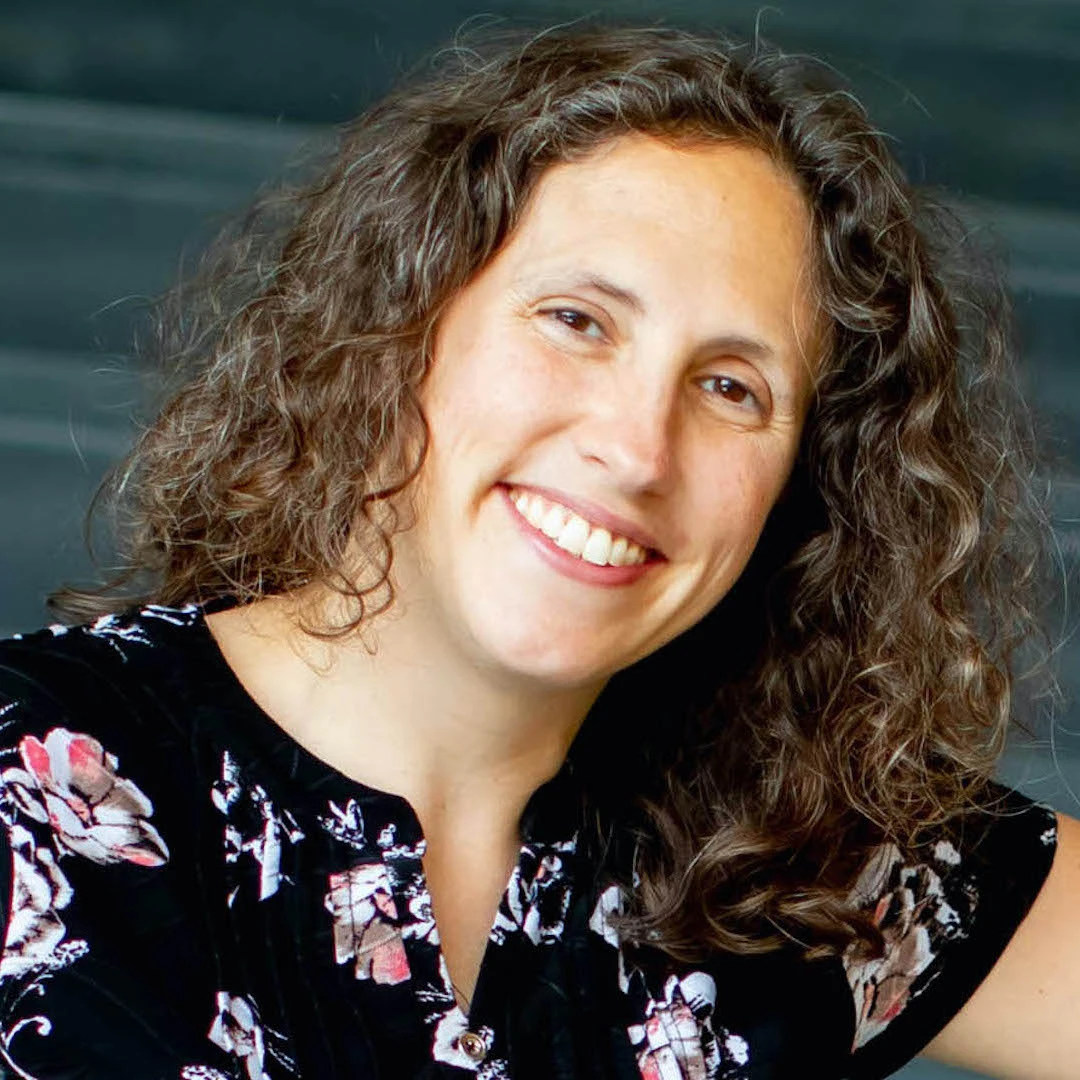 Headshot of Marnie Gelbart.